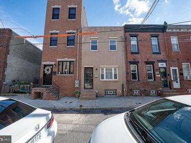 318 EMILY STREET, PHILADELPHIA, PA 19148