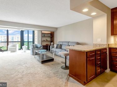 5904 MOUNT EAGLE DRIVE , Unit 1609, ALEXANDRIA, VA 22303