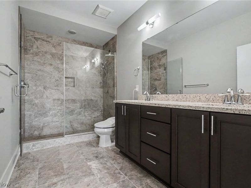 1262 W 70th Street, Cleveland, OH 44102 Photo 26