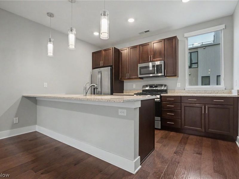 1262 W 70th Street, Cleveland, OH 44102 Photo 7