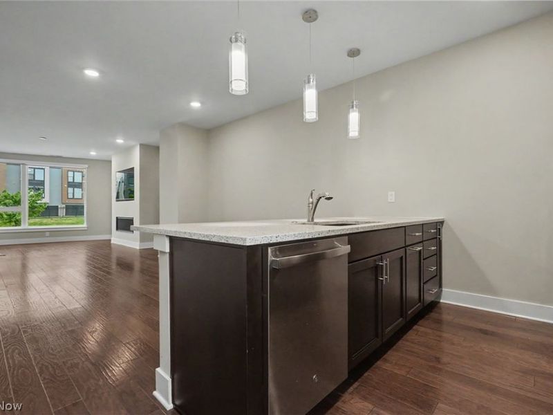 1262 W 70th Street, Cleveland, OH 44102 Photo 9