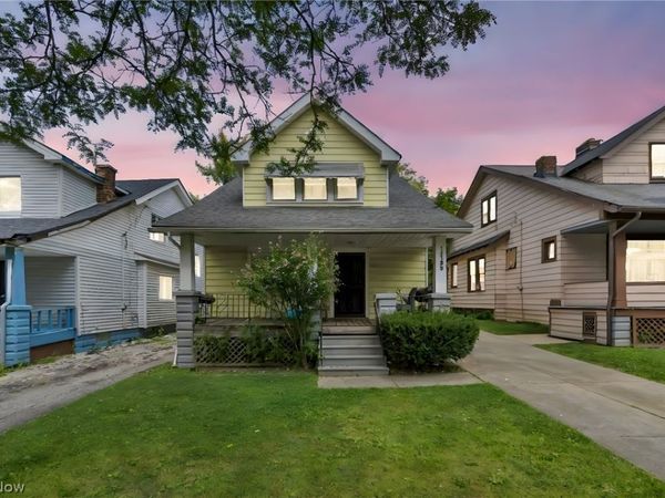 12109 Holborn Avenue , Cleveland, OH 44105