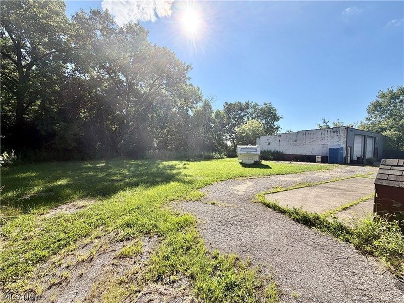 1566 Niles Road SE, Warren, OH 44484 Photo 31