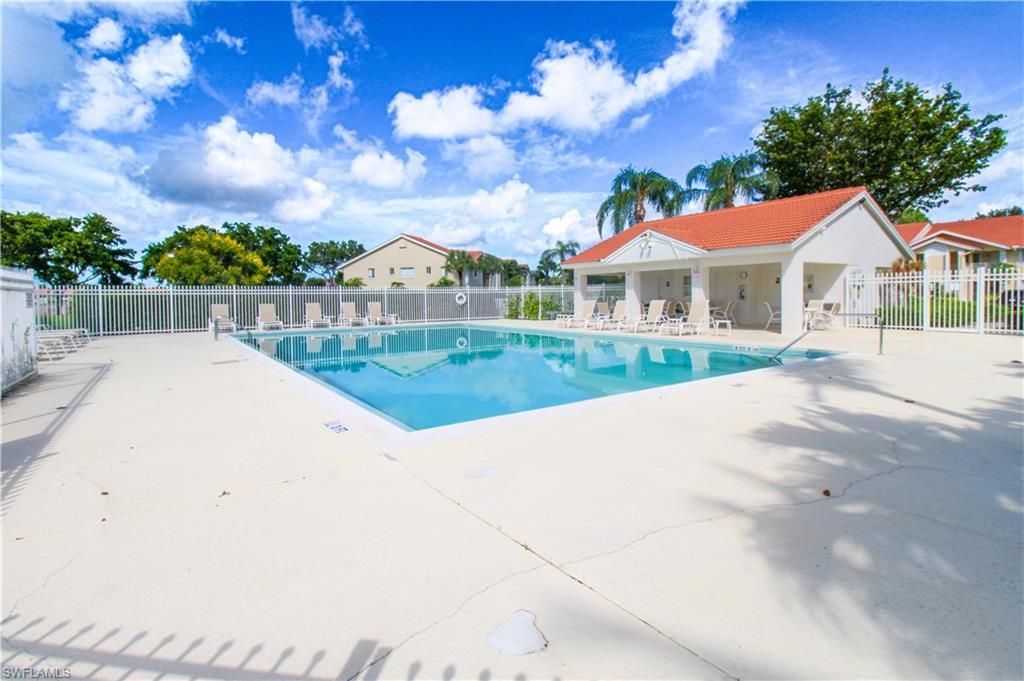 7794 Emerald Cir , Unit A-102, Naples, FL 34109 Photo