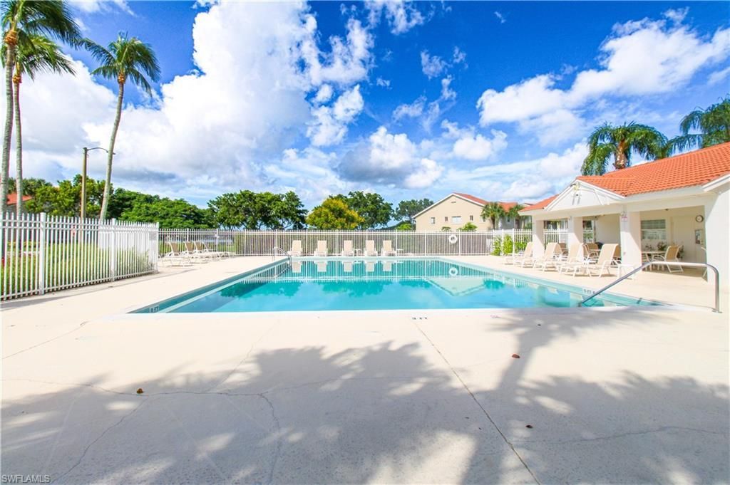 7794 Emerald Cir , Unit A-102, Naples, FL 34109 Photo