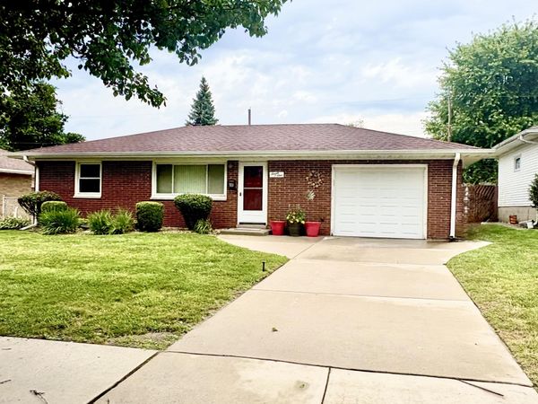 701 N Jay Avenue , Griffith, IN 46319