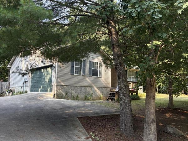 6259 Osage Rd, Crossville, TN 38572