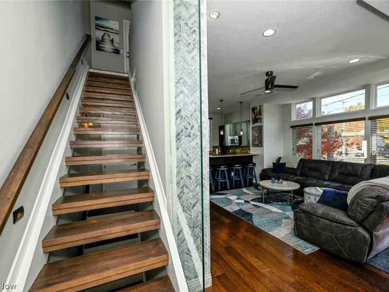 18875 Riversouth Terrace , Fairview Park, OH 44126 Photo 22