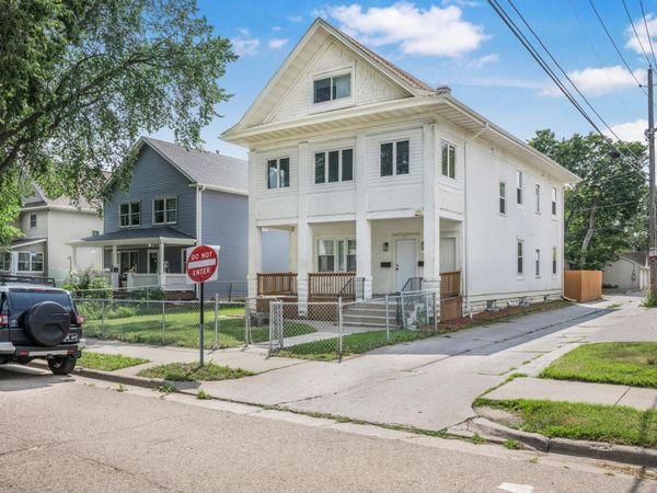 1237 Knox Avenue N, Minneapolis, MN 55411