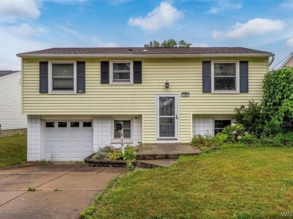 18 Lille Lane , Buffalo, NY 14227