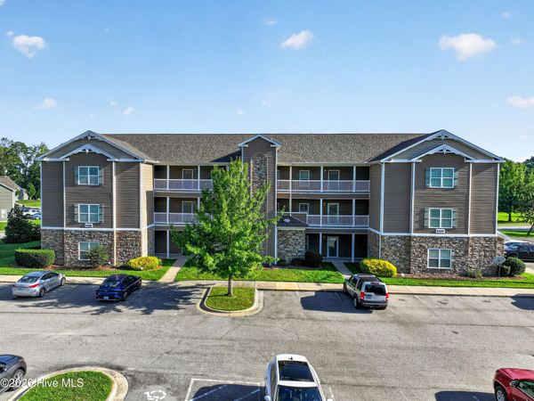 4428 Bluebill Drive, Unit 8, Greenville, NC 27858