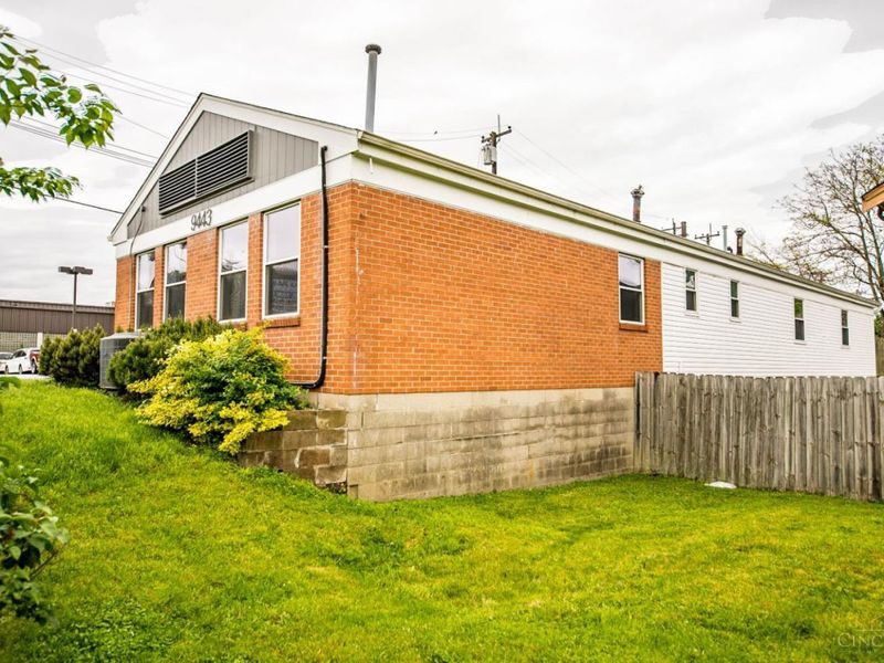 9443 Reading, Reading, OH 45215 Photo 9