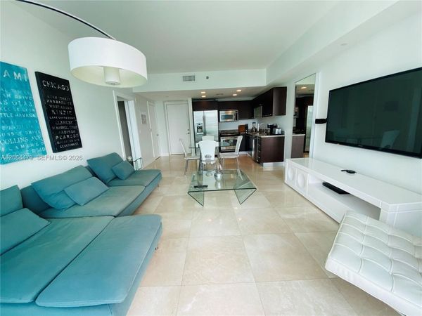 950 Brickell Bay Dr , Unit 3709, Miami, FL 33131