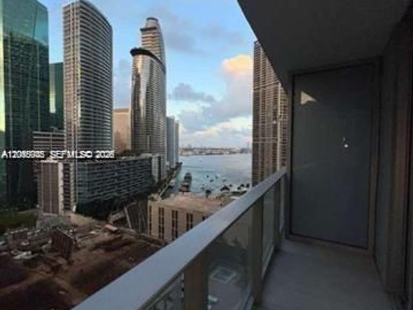 77 SE 5th St , Unit 2004, Miami, FL 33131
