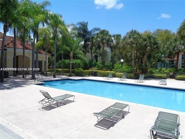 540 S Park Road , Unit 15-9, Hollywood, FL 33021 Photo