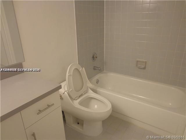 540 S Park Road , Unit 15-9, Hollywood, FL 33021 Photo