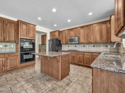 2425 Crooked Canyon Court, Reno, NV 89521 Photo