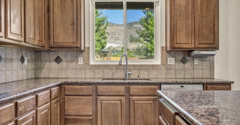 2425 Crooked Canyon Court, Reno, NV 89521 Photo