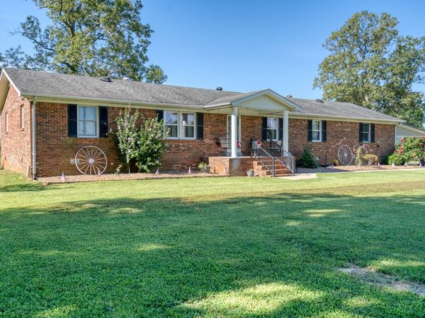 1402 Stuart Chapel Rd , Lewisburg, KY 42256