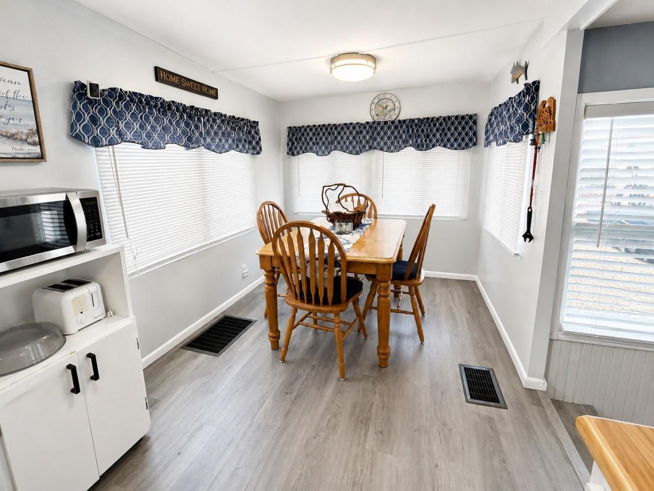 1907 Iowa Avenue, Bradenton, FL 34207 Photo