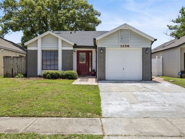1256 PIN OAK DRIVE, APOPKA, FL 32703