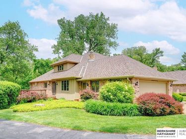 11120 Pine Plaza, Omaha, NE 68144