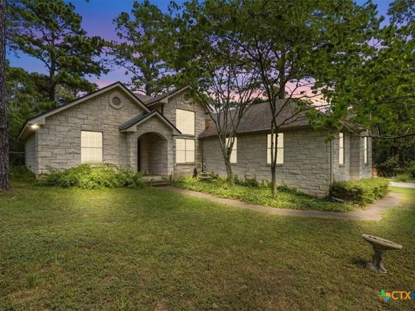 243 Pine View Loop, Bastrop, TX 78602