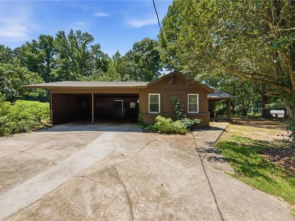 14491 Veterans Memorial Highway , Villa Rica, GA 30180