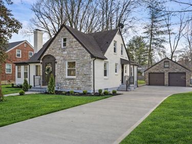 202 Paul Sawyier Drive, Frankfort, KY 40601
