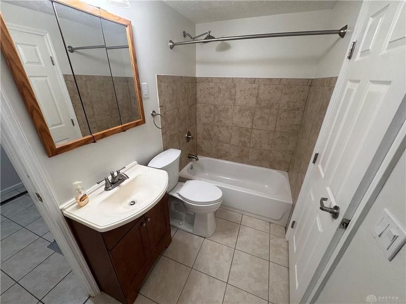 6900 Morley Lane, Huber Heights, OH 45424 Photo 12