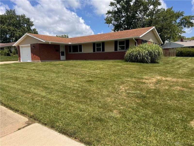 6900 Morley Lane, Huber Heights, OH 45424 Photo 3