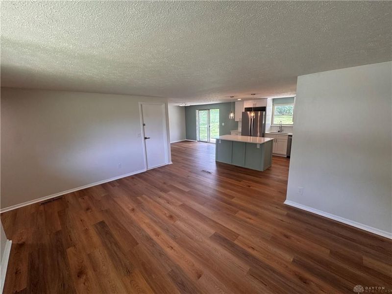 6900 Morley Lane, Huber Heights, OH 45424 Photo 5