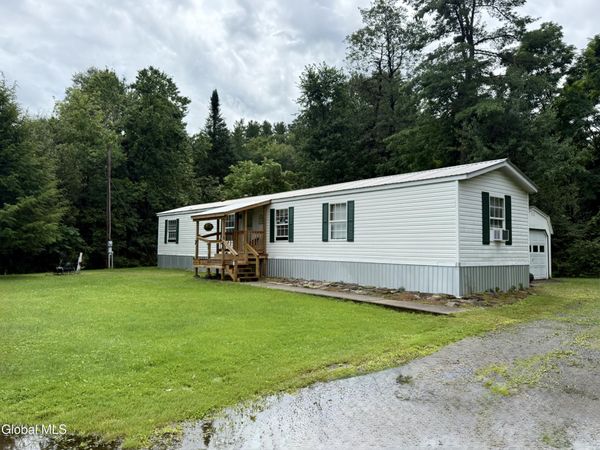 15 Stacy Street, Warrensburg, NY 12885