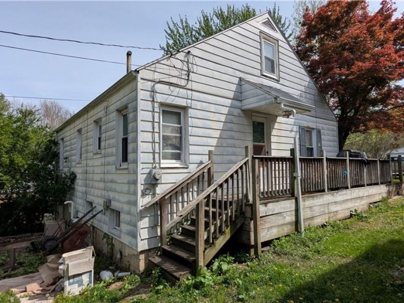 380 Emerald Avenue, Mansfield, OH 44907 Photo 3