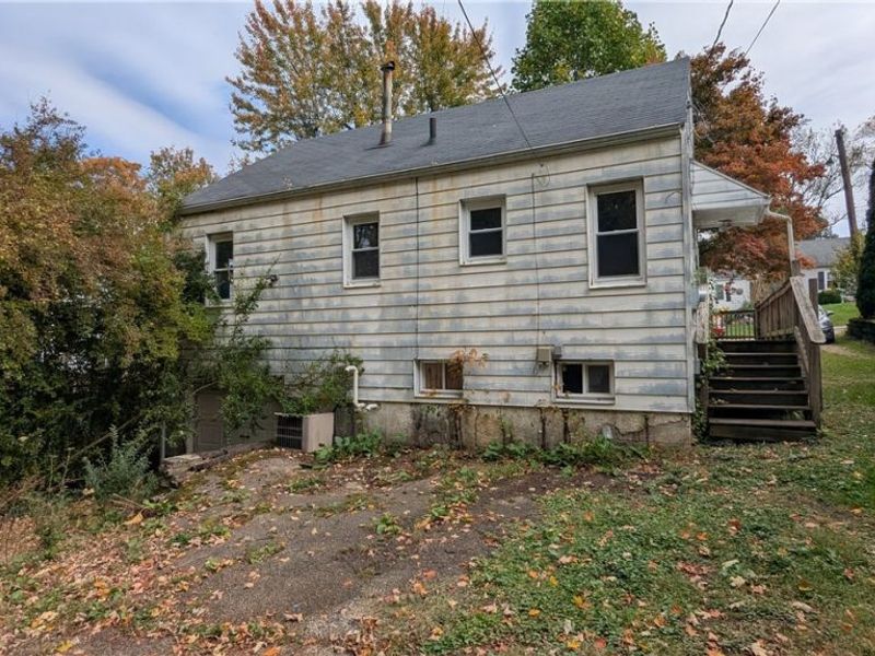 380 Emerald Avenue, Mansfield, OH 44907 Photo 3