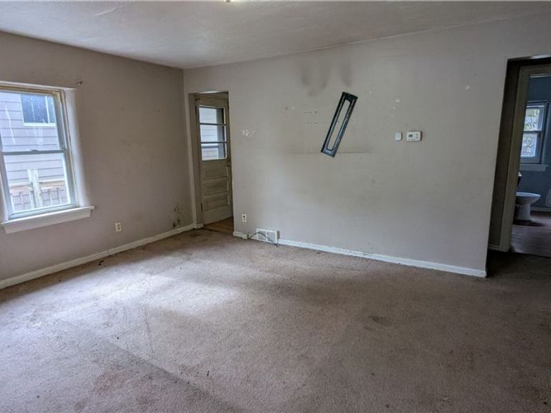 380 Emerald Avenue, Mansfield, OH 44907 Photo 9