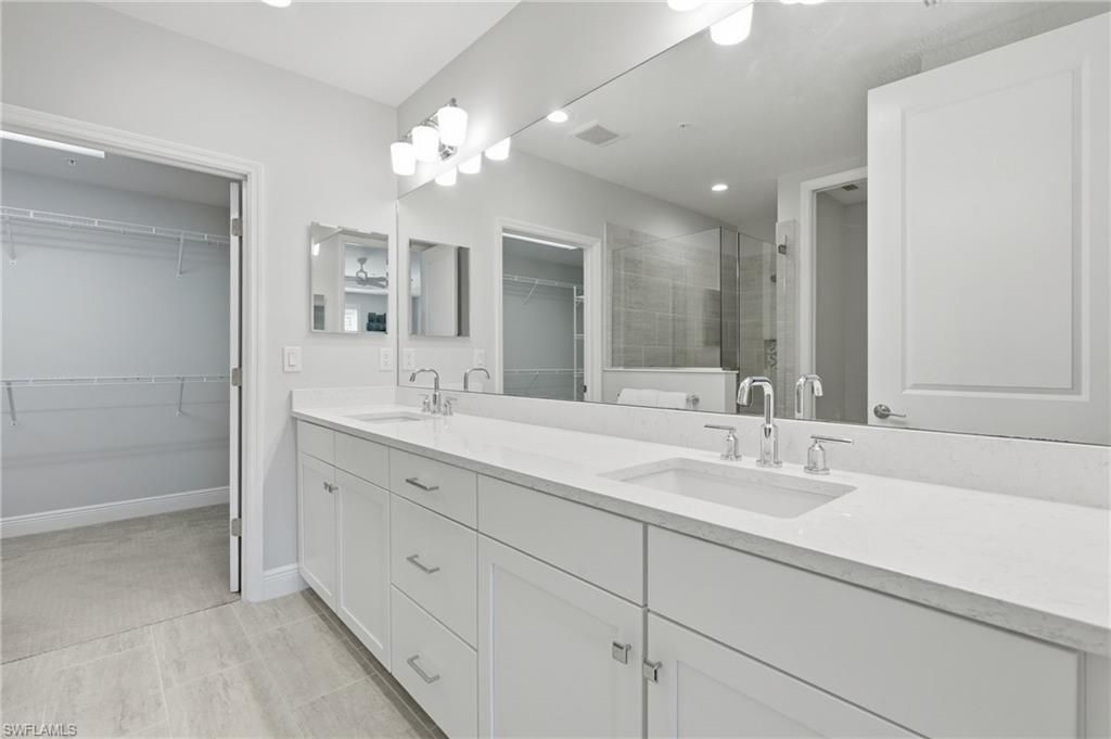 2560 Seychelles Dr, Unit 1003, Naples, FL 34112 Photo