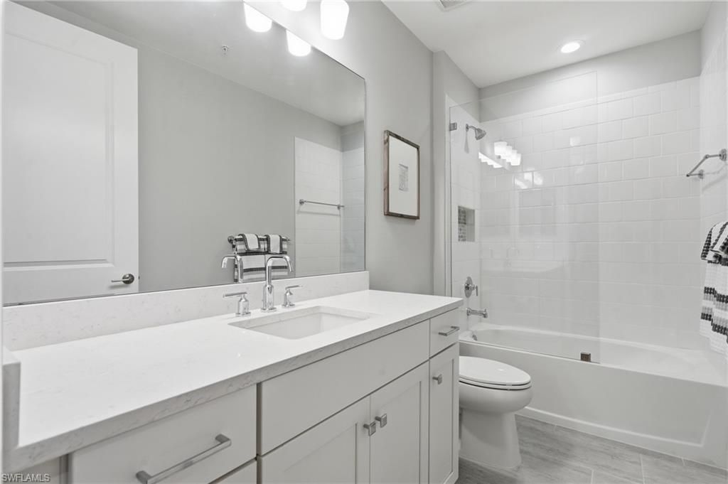2560 Seychelles Dr, Unit 1003, Naples, FL 34112 Photo