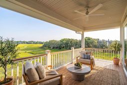 813 Harbour Watch Court photo 4