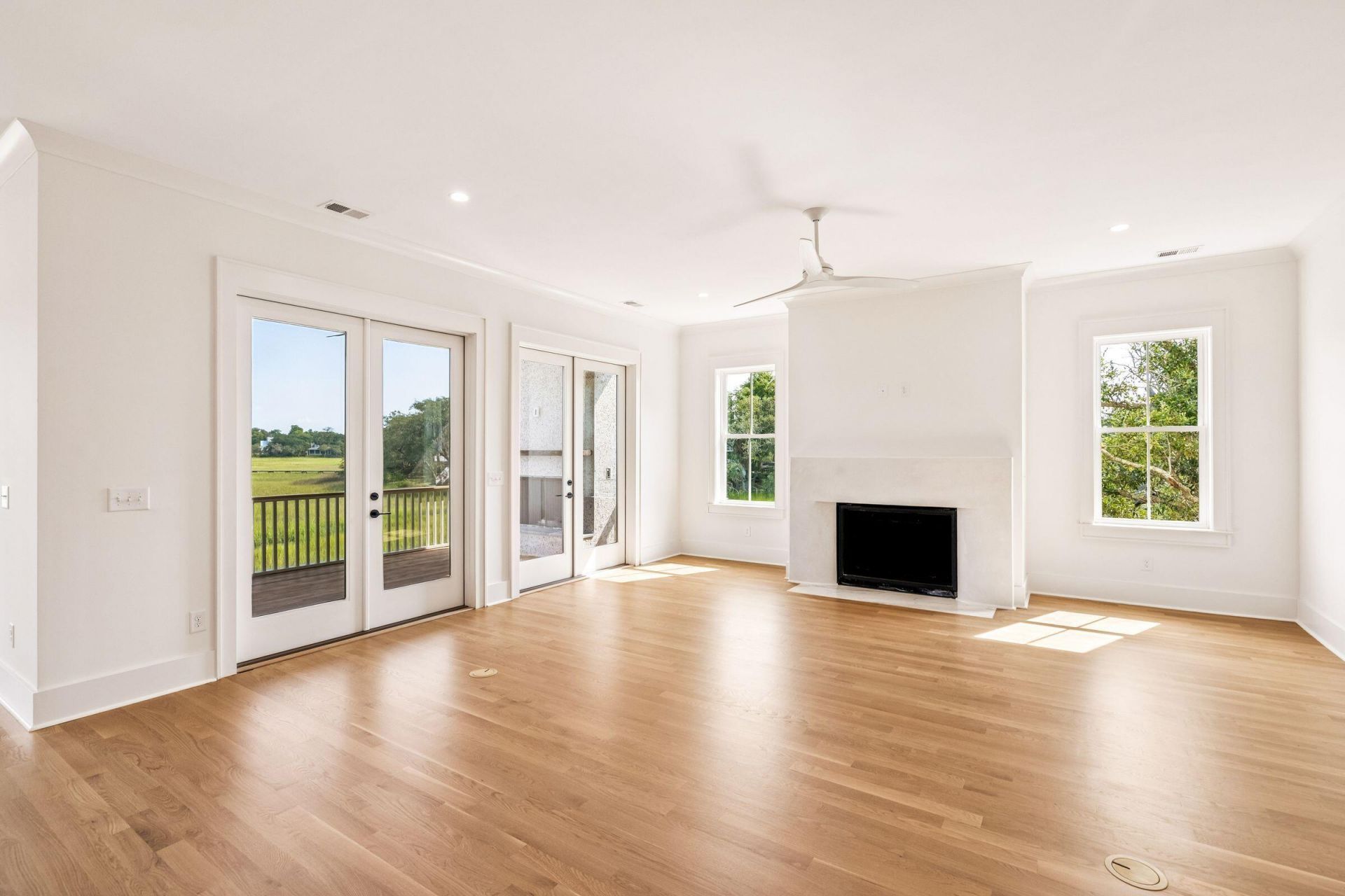 813 Harbour Watch Court Photo 28