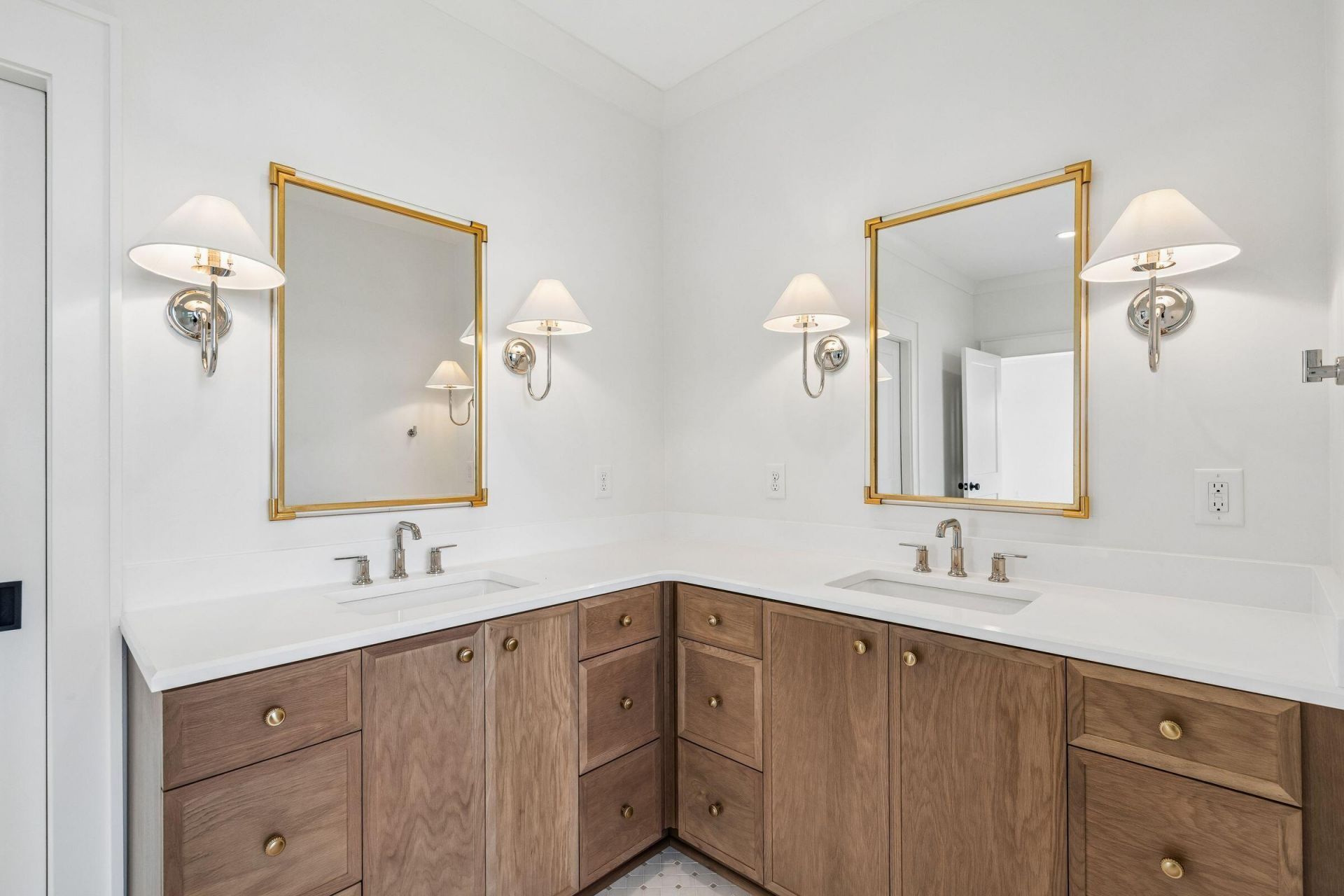 813 Harbour Watch Court Photo 34