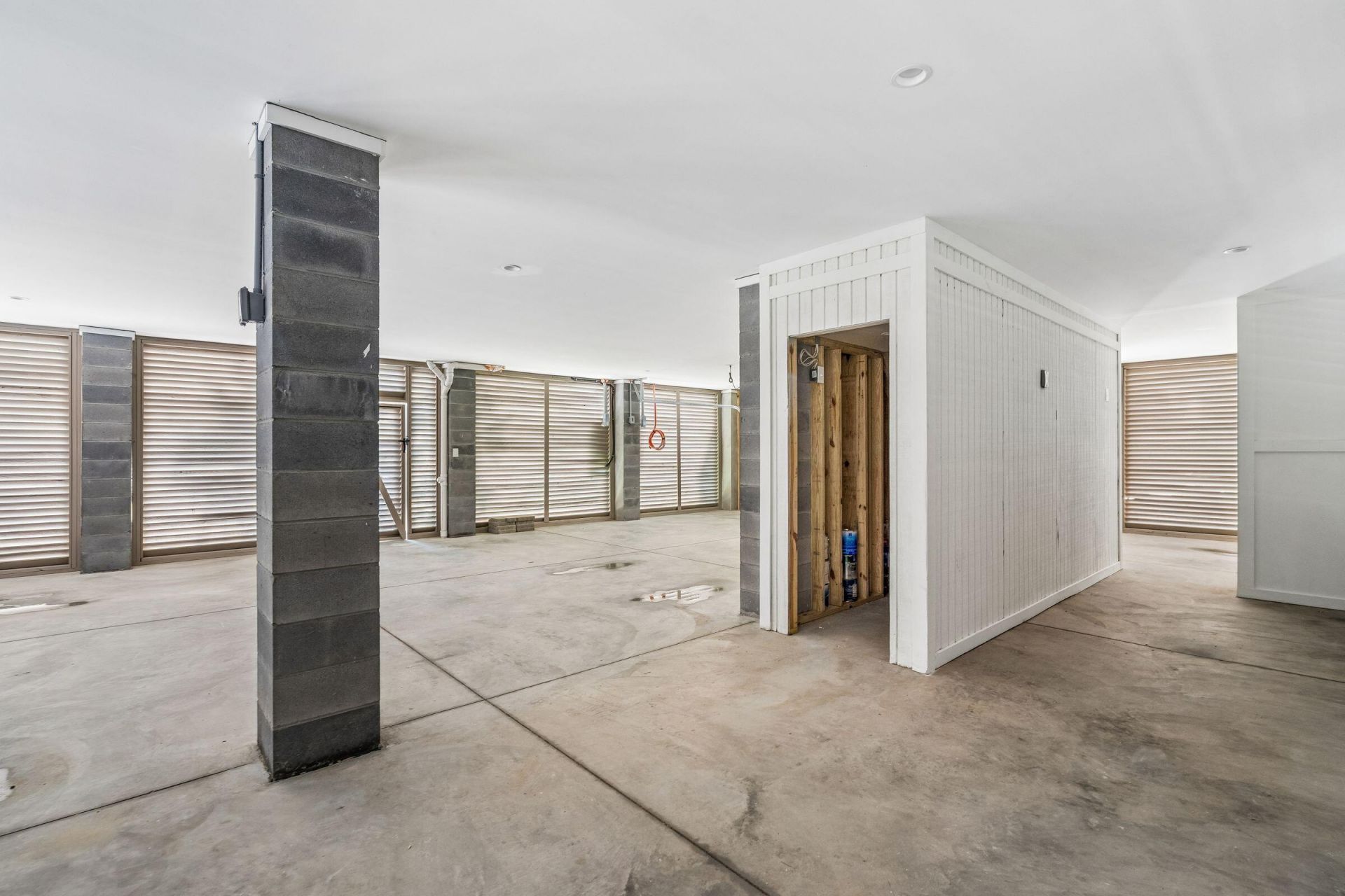 813 Harbour Watch Court Photo 60