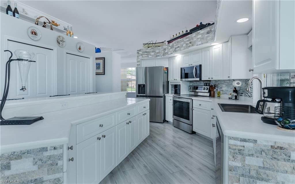 15475 Admiralty Cir , North Fort Myers, FL 33917 Photo