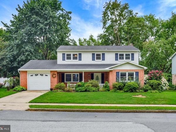912 ALISON AVENUE, MECHANICSBURG, PA 17055