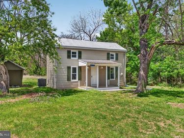 4157 EAST SIDE HWY N , ELKTON, VA 22827