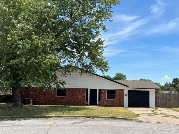 4725 S Fulton Court , Tulsa, OK 74135