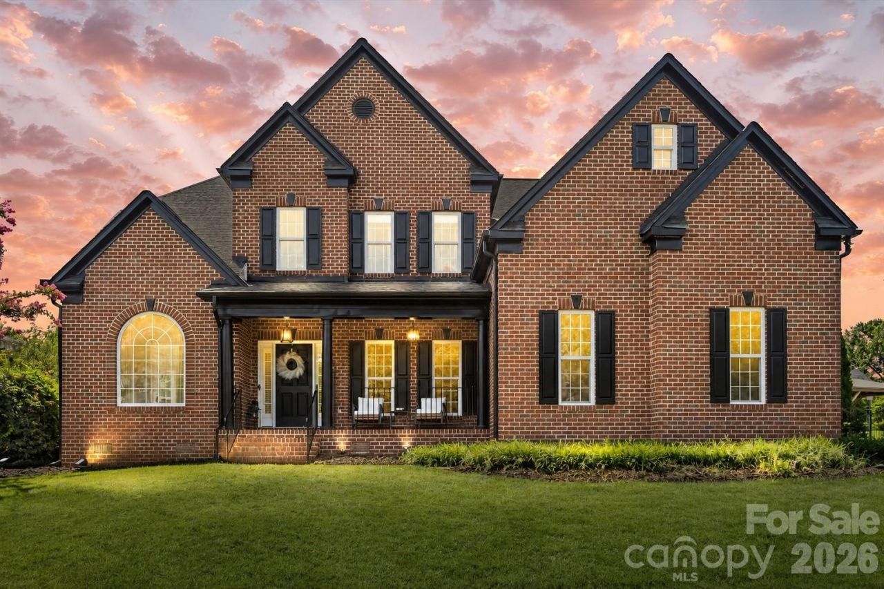 2519 Fallbrook Place Nw, Concord, NC 28027 Main Photo