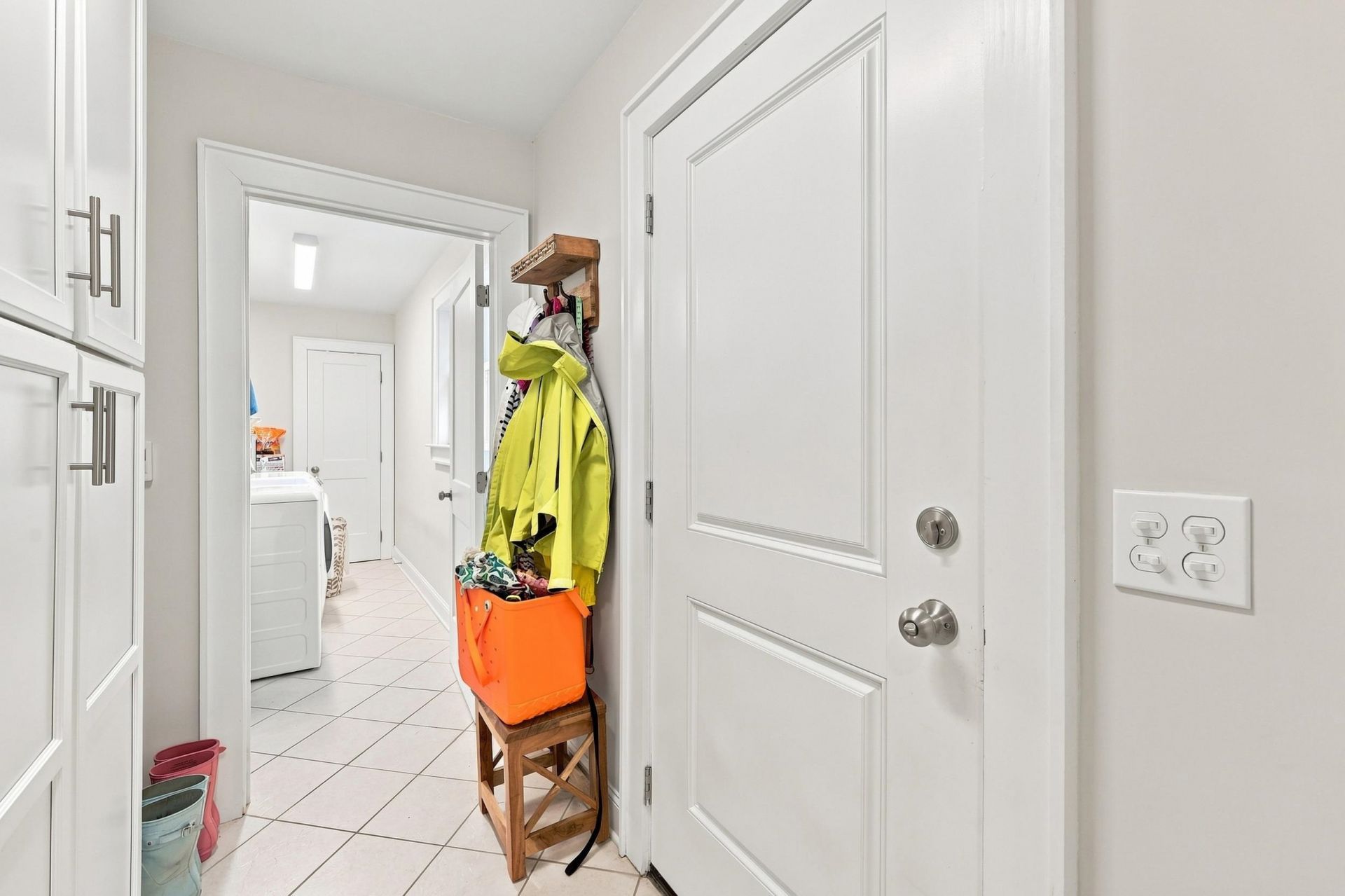 406 Queen St. Photo 23