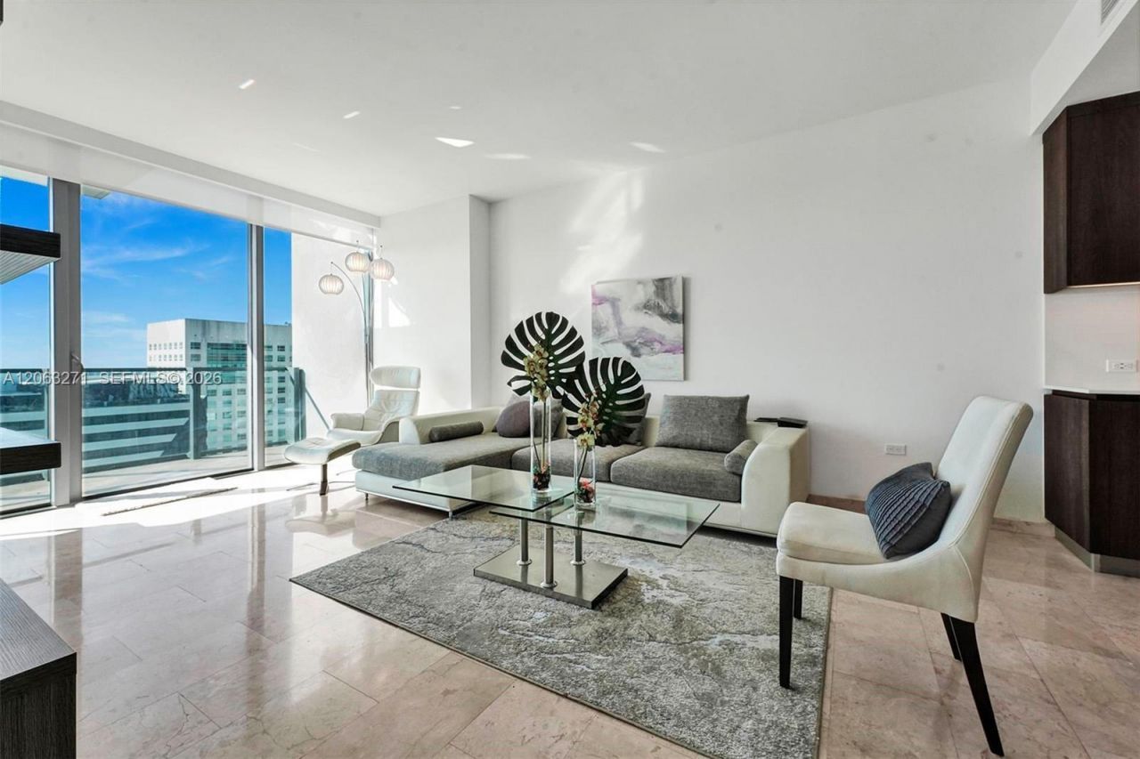 88 SW 7th St, Unit 2106, Miami, FL 33130 Photo