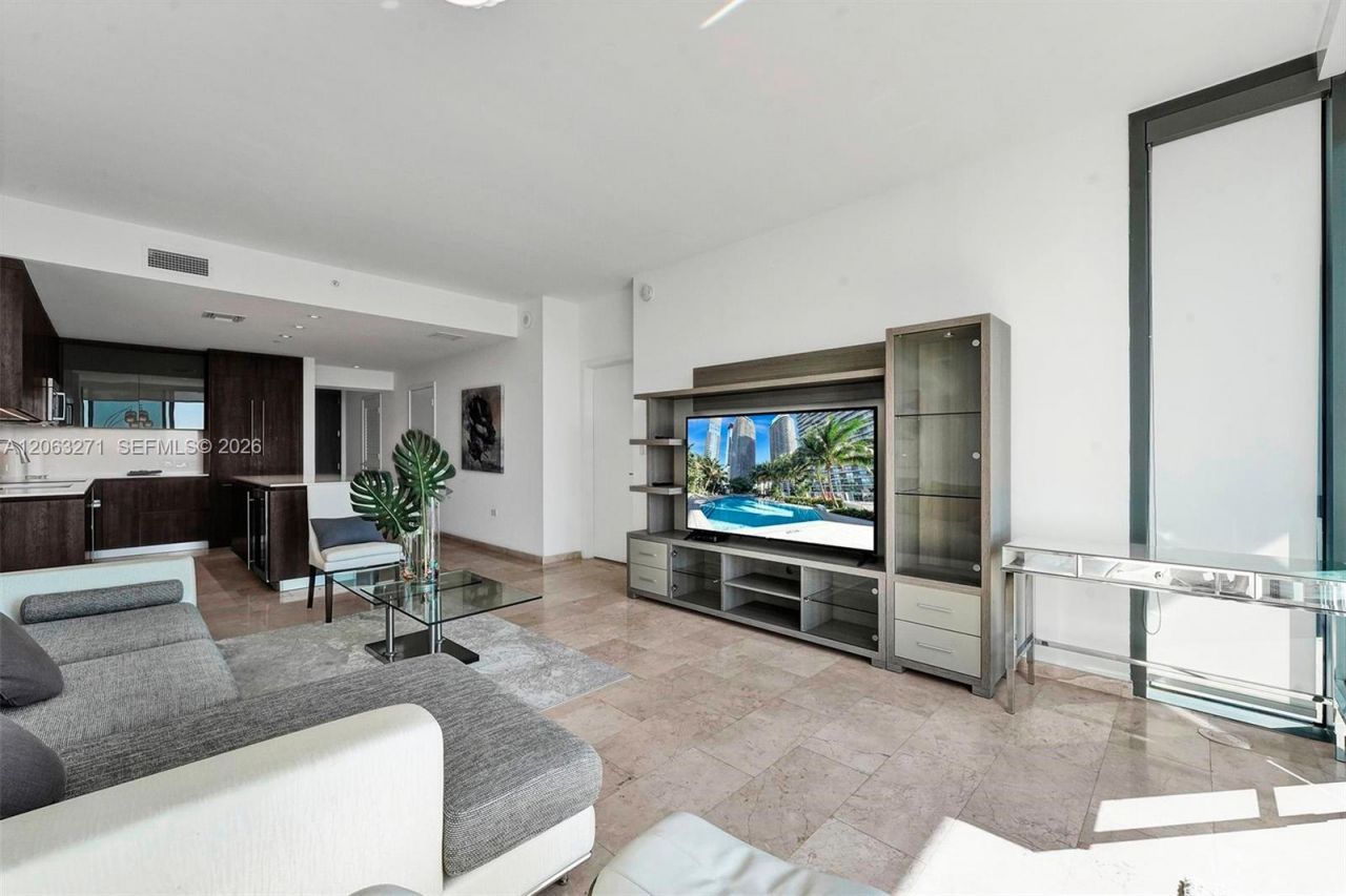 88 SW 7th St, Unit 2106, Miami, FL 33130 Photo